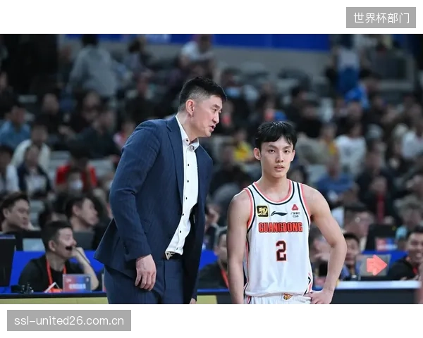 深圳队在经历一个成功的赛季后,新赛季目标将直指队史首次总决赛。 深圳队在经历一个成功的赛季后,新赛季目标将直指队史首次总决赛。